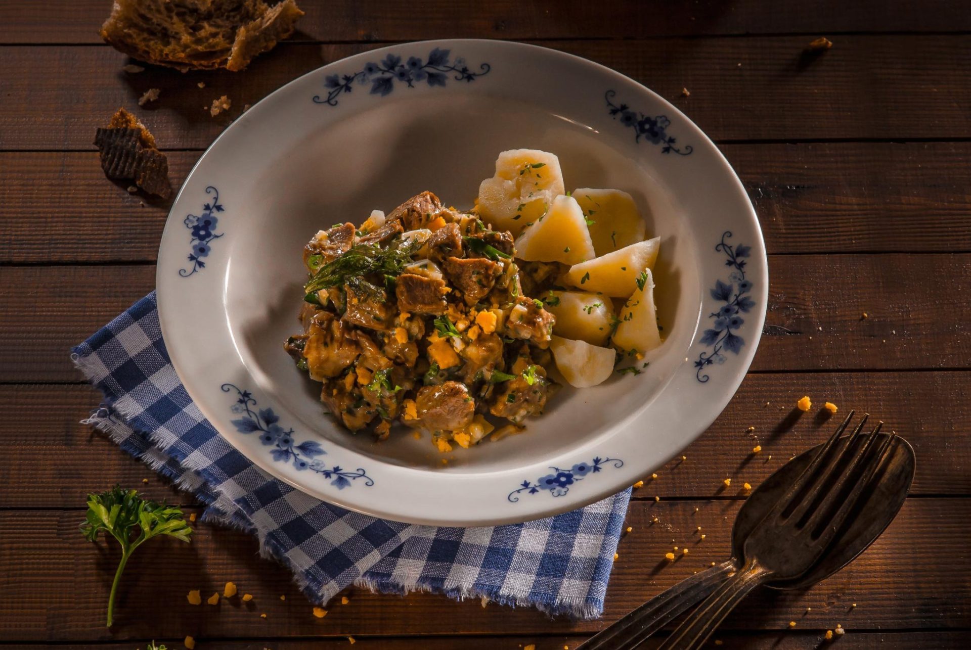 Recette FEIERSTENGSZALOT, salade de viande Luxembourg, Maison Steffen