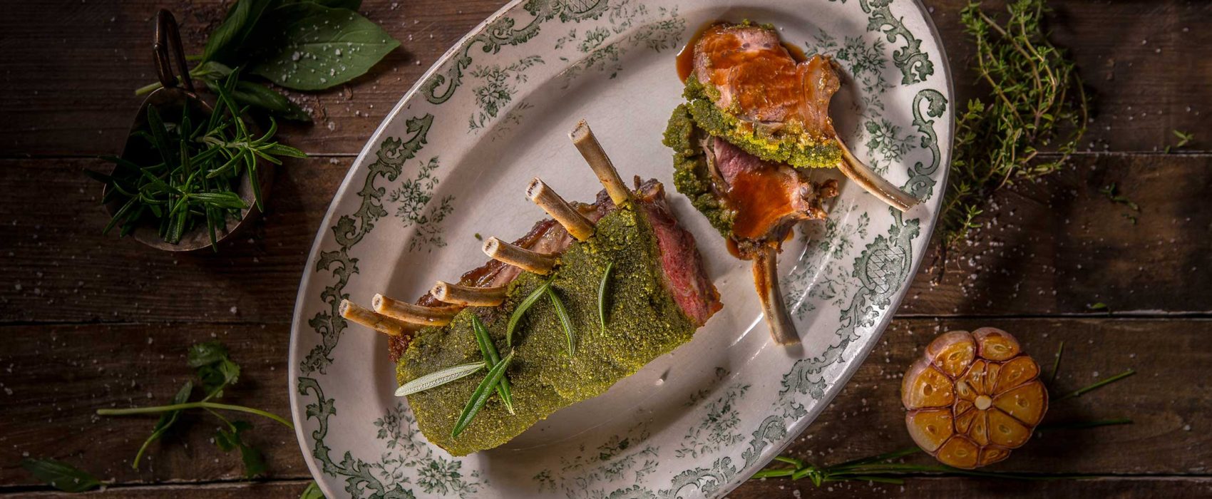 Recette carré d'agneau en croûte d'herbes, Maison Steffen boucherie Luxembourg